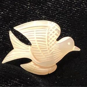 Carved Dove Bird Mother of Pearl Pin Brooch peace